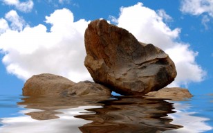 Два камня отражаются в воде, природы обои