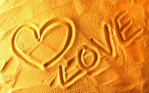 Песок, рисунки, сердце, любовь