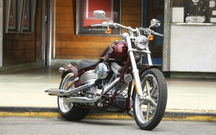  Harley Davidson  1920x1200